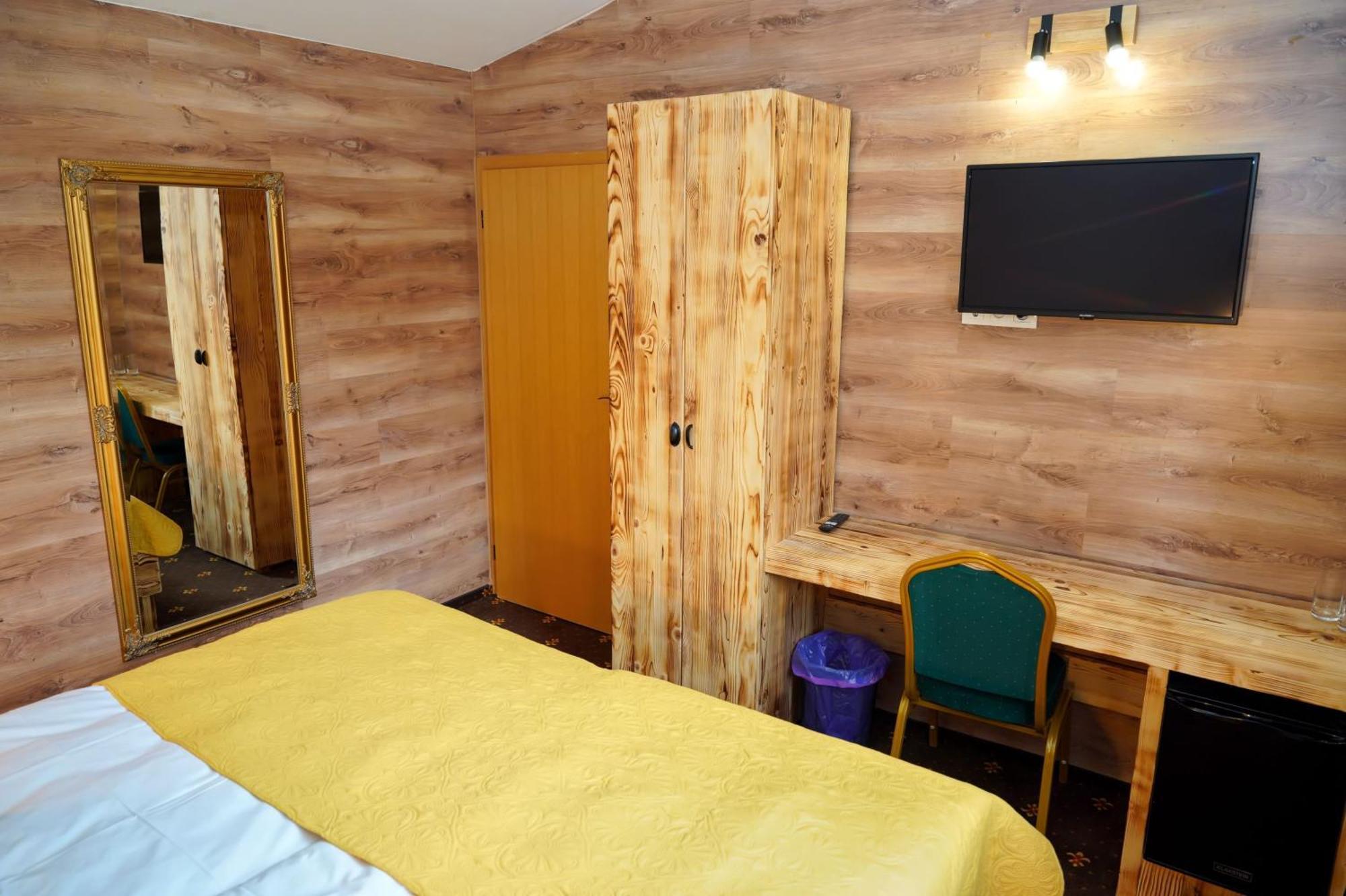 Hotel Raj Dedinky Zewnętrze zdjęcie